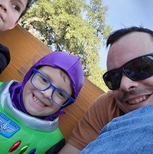 Meet your Posher, Grant